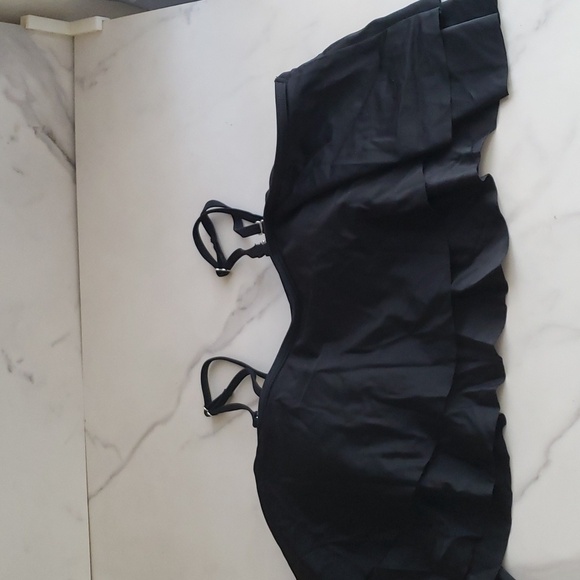 Tempt Me Ruffled Top with a High Waisted Ruched Bikini Bottom Black Size S - Picture 6 of 12